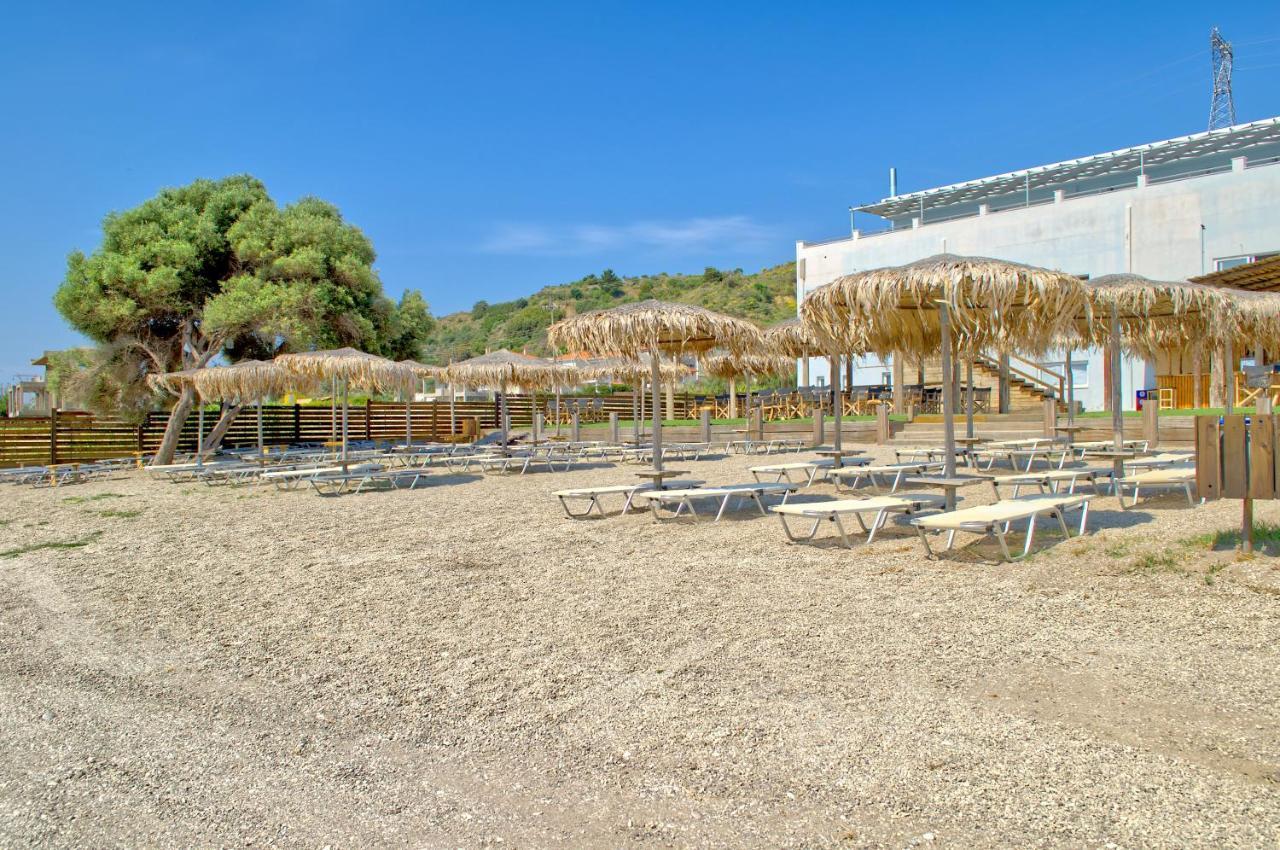 Epipleon Luxury Suites -105- Δωμάτιο 35Τμ Με Βεράντα 35Τμ Μπροστά Στη Θάλασσα นาฟปาคตอส ภายนอก รูปภาพ